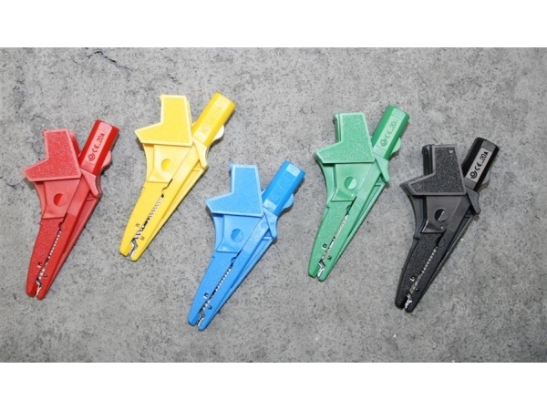 ELMA INSTRUMENTS Krokodilkäft 4 mm, isolerad. | EL Artiklar - Kablar och ledningar - Testa och mäta ledningar | GameStuff