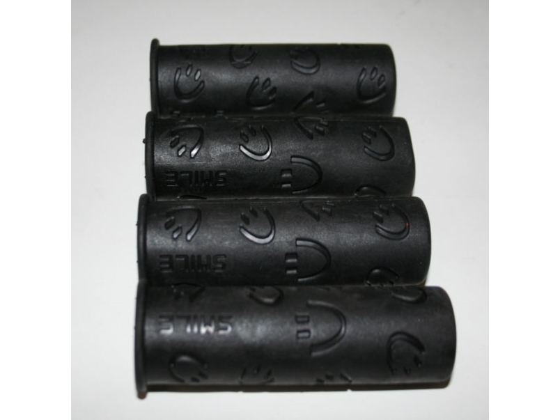 Hörby Bruk Cancan Fodtrin BESKYTTELSE (4 stk) | Utomhusleksaker - Spela i trädgården - Gungor | GameStuff