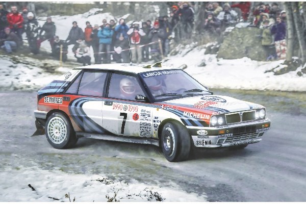 1:24 Lancia Hf Integrale Plastikbausatz