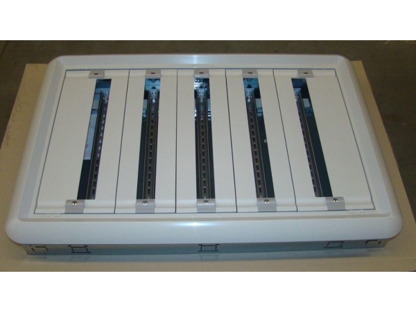 Legrand Isoliertes Unterputz-Verteilerfeld 5X24 Module - 020065
