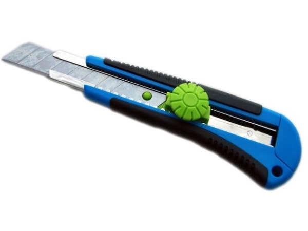 Högert Technik Kniv Med Brækket Klinge 18 Mm Lås Med Krog 3 Klinger Sks (Ht4c605)