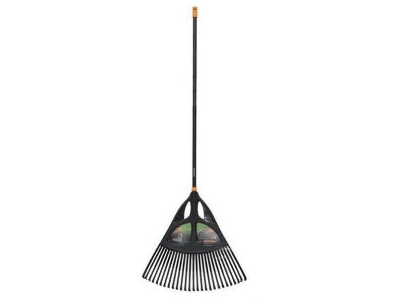 Fiskars Harke Solid Lang 1735Mm (1015645)