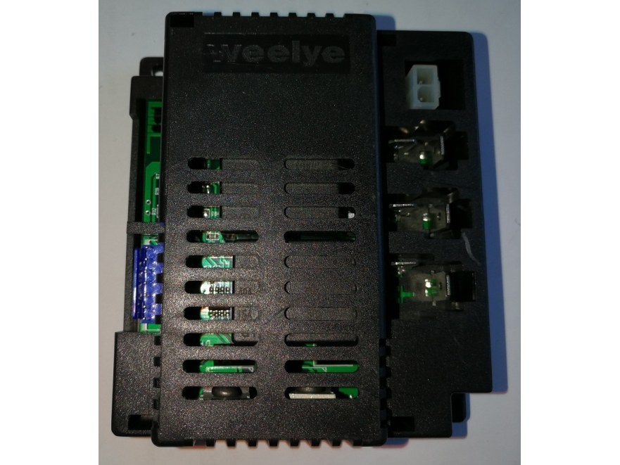 RC 2.4G Kontrolbox til MegaBuggy 4x4 12v m/4x45W (Rødt 7-bensstik)