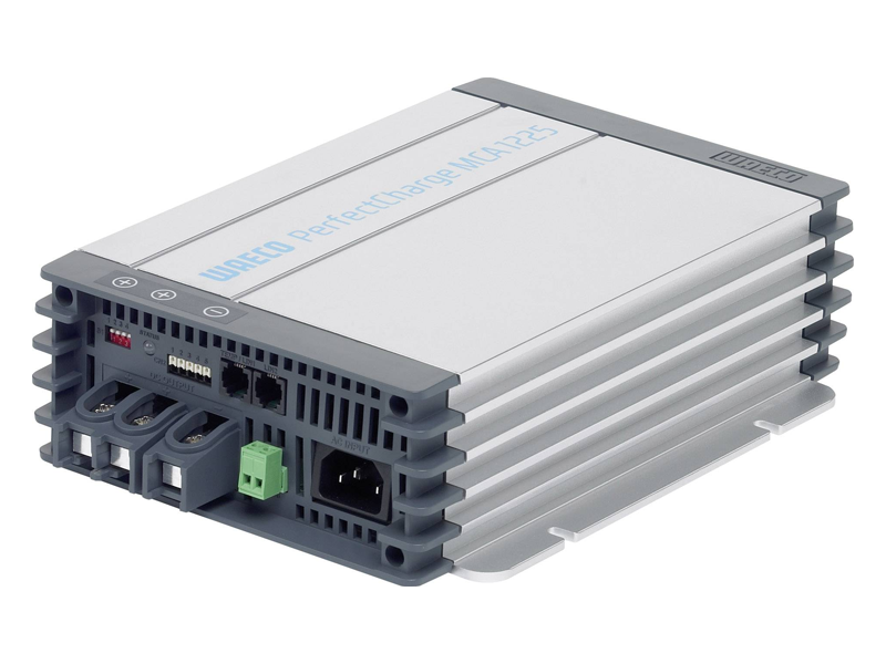 Dometic Group PerfectCharge MCA 1225 - Automatisk oplader 12 V 25 A | Bilvård & Biltillbehör - Säkerhetsutrustning för Bilen - Batteri underhåll | GameStuff
