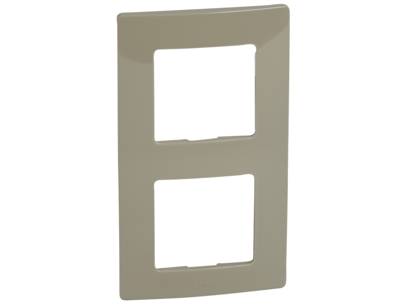 Legrand 665032 | Lauritz Knudsen - LK FUGA - Rammer & Tangenter | GameStuff