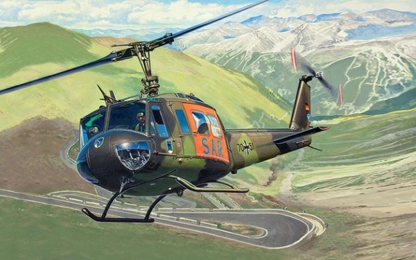 Revell Bell UH-1D SAR, Helikoptermodell, Monteringssats, 1:72, Bell UH-1D SAR, Plast, Avancerade | Hobby - Modellbygge - Plast Byggmodeller - flyg | GameStuff