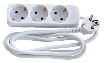 E-line 3-sockel 3G1,0 - H05VV-F, vit med Schuko, 230V/16A, plastkabel, 1,5m | EL Artiklar - Andra EL - Pluggar och uttag | GameStuff
