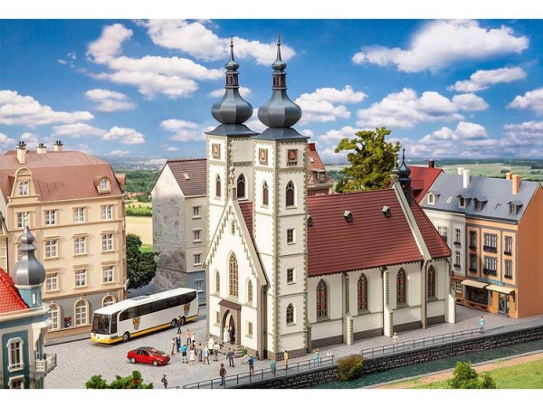 Stadtkirche H0 Faller 130629