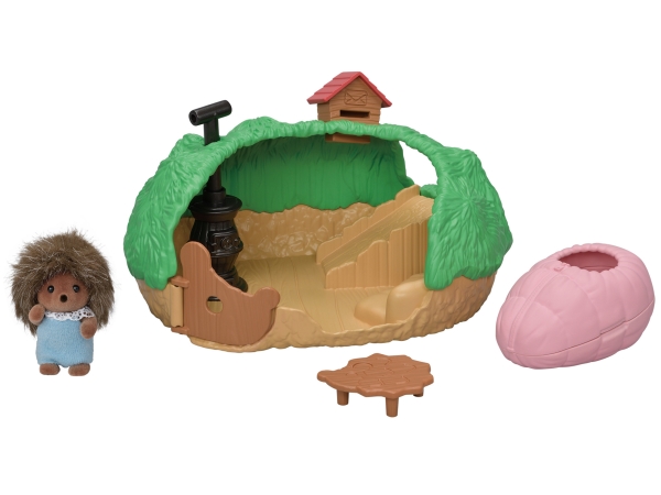 Sylvanian Families Baby Hedgehog Hideout