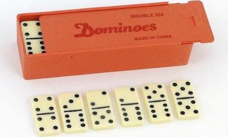 Adar Domino Spiel In Einer Schachtel