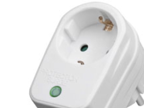 Goobay Adapter för uttag med överspänningsskydd överspänningsskyddsbrytare, 1 uttag, vit