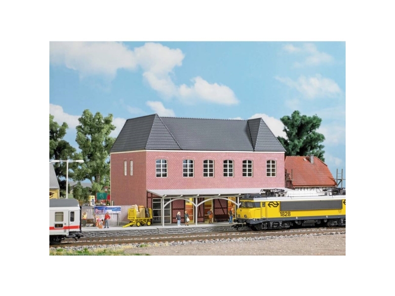 Busch 1661 H0 Banegård Bad Bentheim