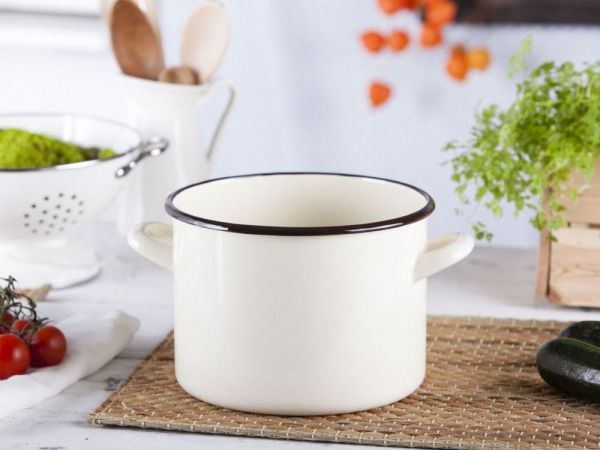 Altom Design Emaliuotas tiesus puodas, 4,4 l  skersmuo 20 cm  aukštis 1,5 cm, Cremeinės spalvos