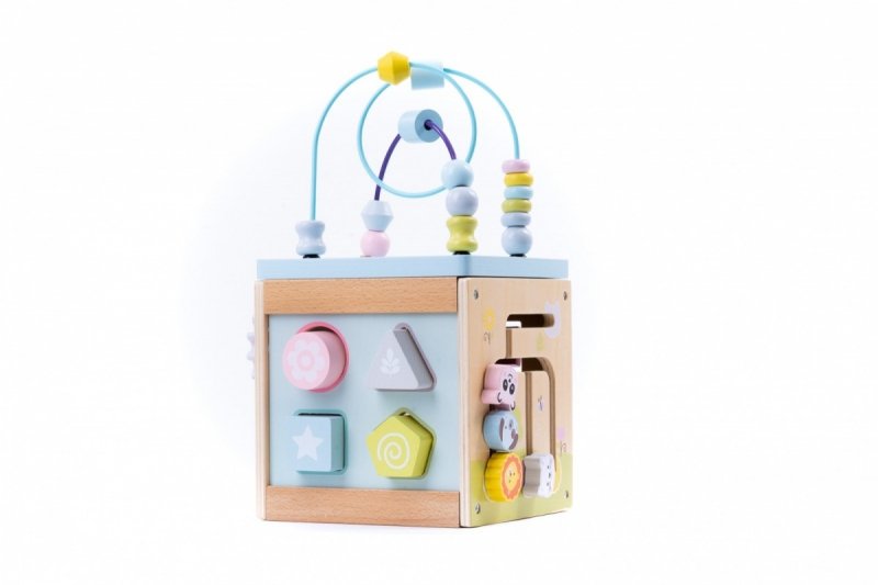 iWood A fun center mixed with Pastel Cube