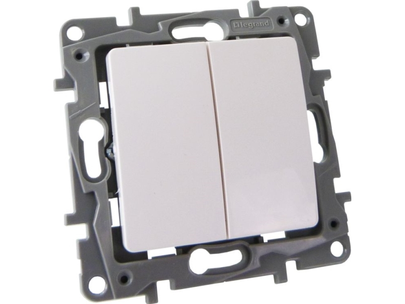 Legrand Dobbelt Afbryder (Senge-/Trappelys) 10A Niloe Eco 764505