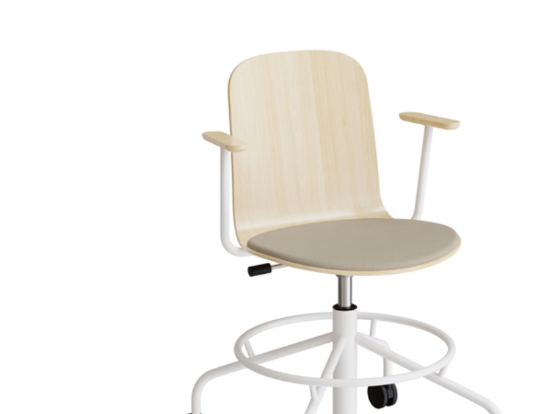 Stol ADD 5903, Fotstöd, hjul och armstöd, Björklaminat, Sits svart textil, Svart stomme | Möbler - Stolar & Stolmattor - Matsalstolar | GameStuff