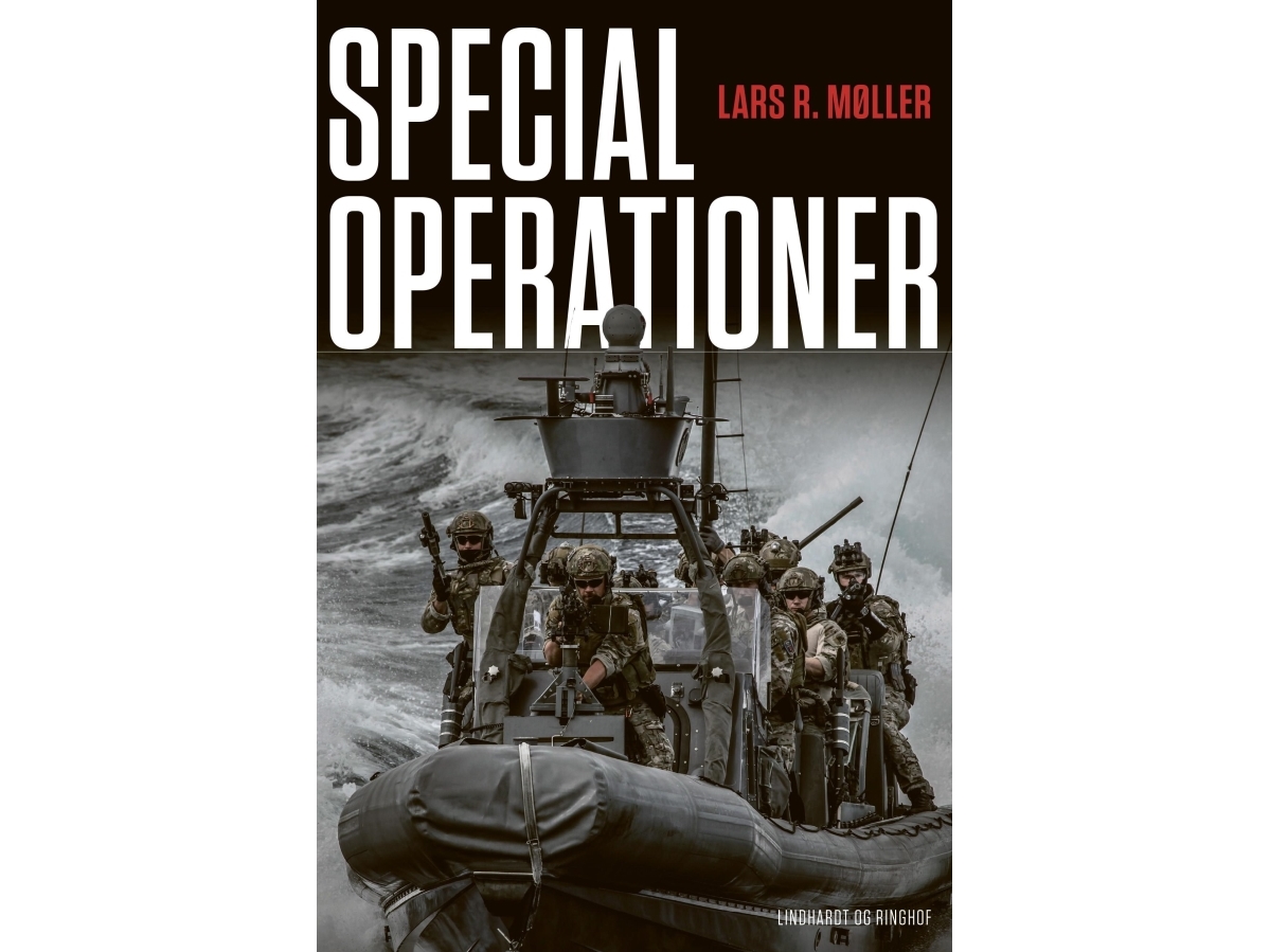 Specialoperationer | Lars R. Møller