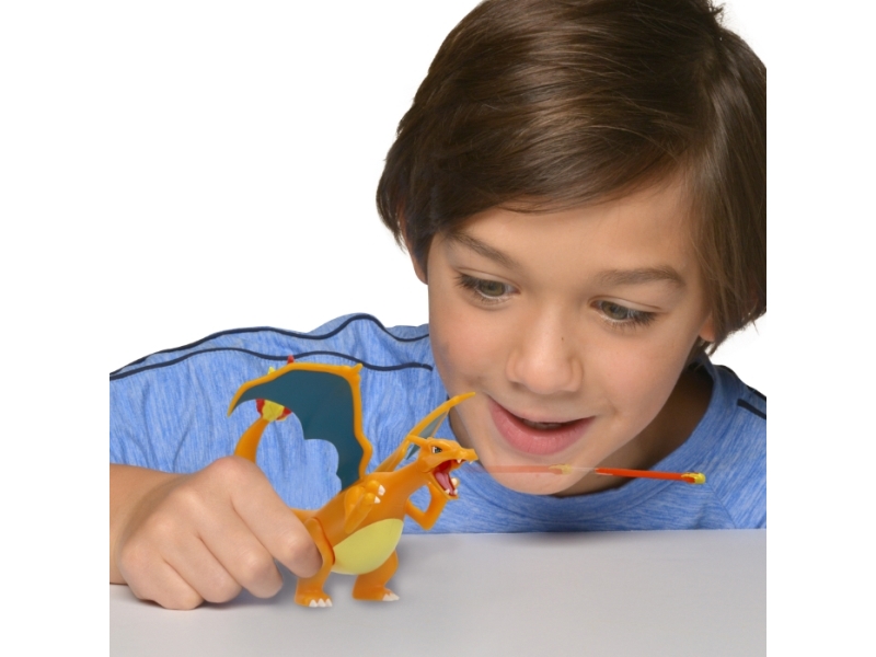 Pokemon Battle Feature-figur Charizard | Leksaker - Figurer & Dockor - Djurfigurer | GameStuff