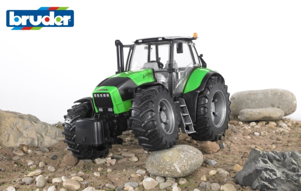 Bruder Deutz Agrotron X720 tractor toy