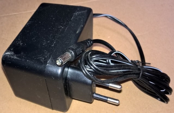 Laddare 12v 1000mA | Utomhusleksaker - El & Bensinfordon - Reservdelar | GameStuff