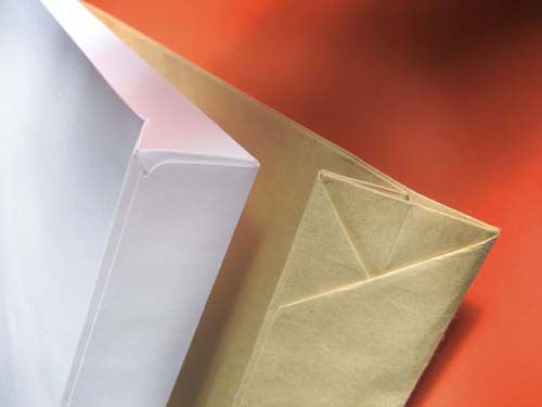 NC Envelopes ENVELOPE B-4+WHITE HK 100SZ. (44030077)