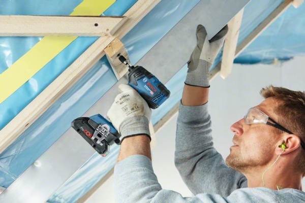 Bosch Sk&auml;rverktyg GDR 18V-200 SOLO L-BOXX