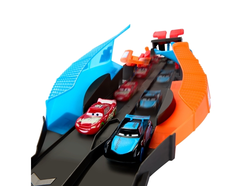 Disney Pixar Cars Disney and Pixar Cars Glow Racers Launch & Criss-Cross Glow Race -lelupakkaus, Autoratalelu, 4 vuosi/vuosia, Muovi, Monivärinen
