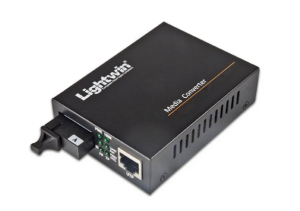 Lightwin Lwc-10/100/1000-Wdm-S20-B, 1000 Mbit/S, 1000Base-Lx, 10,100,1000 Mbit/S, Sc, Ledningsført, 20000 M