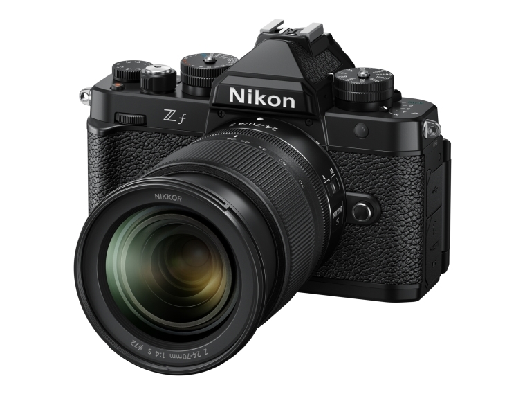 Z F + Nikkor Z 24-70Mm F/4 S Milc 24.5 Mp Cmos 6048 X 4032