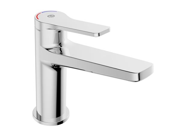 Waschtischarmatur Epic Medium J-Auslauf Chrom