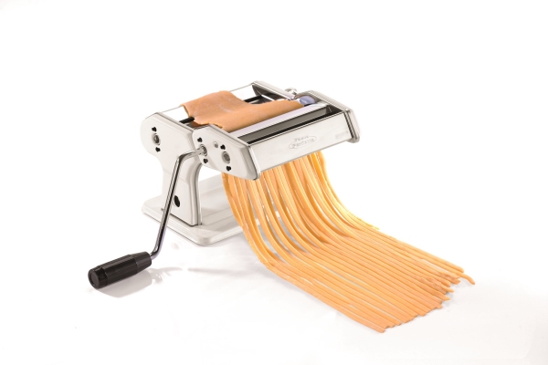 Gefu Pasta Maker Pasta Perfetta Baltas