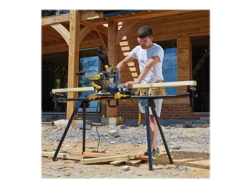 STANLEY geringssåg 216mm 1500W MED POSITION FME721 | Elverktyg - DIY - Elverktyg 230V - Kapsåg/geringssåg | GameStuff