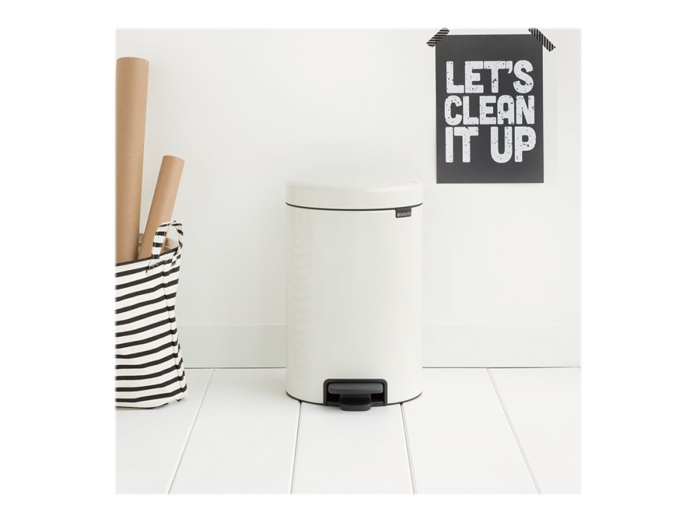 Pedalspand Brabantia Newlcon 12 ltr. stål hvid | Köksutrustning - Hushålls tillbehör - Sopsortering | GameStuff