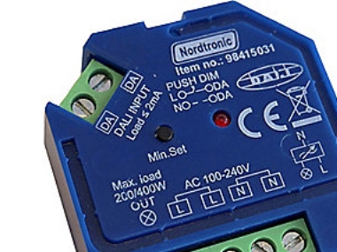 Box Dimmer Dali Led 0-200W / Halogen 0-400W, Hinterkanten-Dimmer