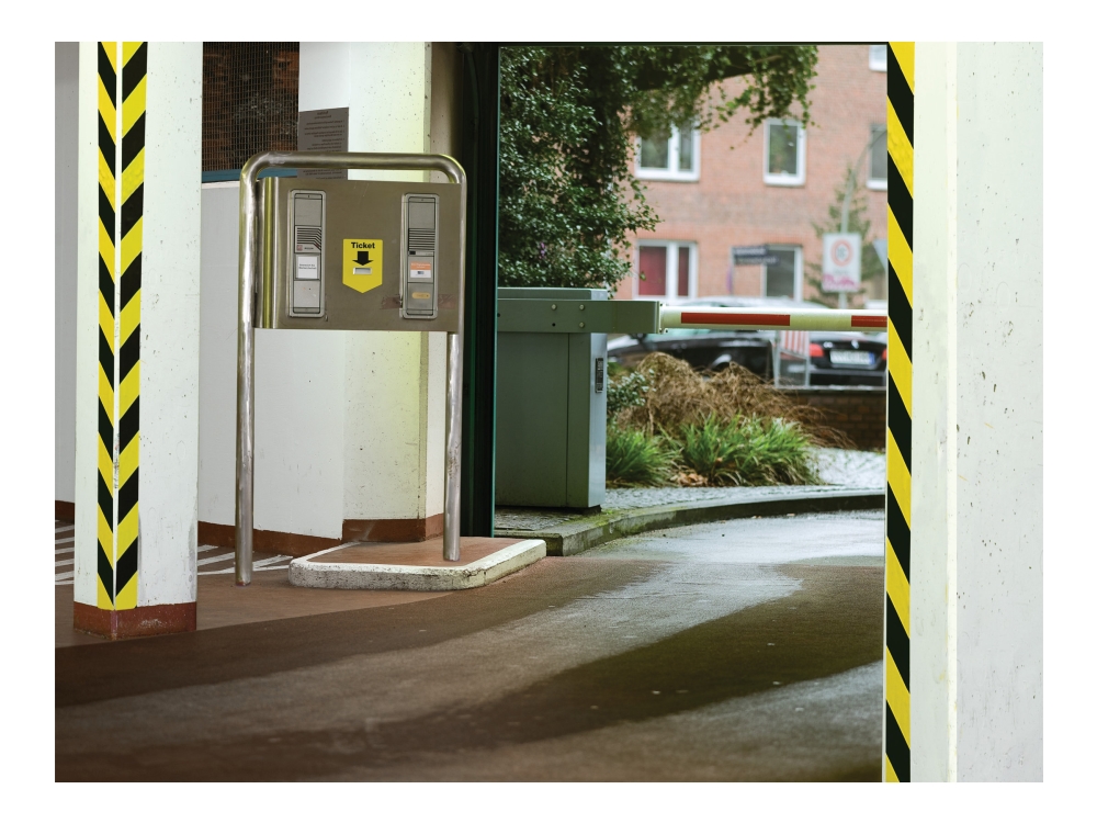 Tesa Universal advarselstape 50mmx66m 52my gul/sort