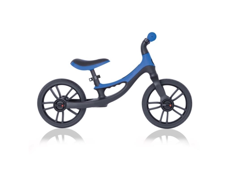 Balanscykel GLOBBER Go Bike Elite mörkblå 710-100 | Utomhusleksaker - Gå / Löpande fordon - Löpande cyklar | GameStuff