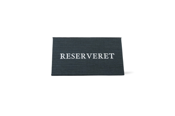 Modern Reserveret (Dk) Bordskilt, Charcoal