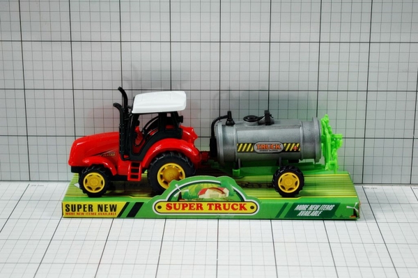 Gazelo Traktor Med Landbrugsmaskine Under Kuppel - G039862