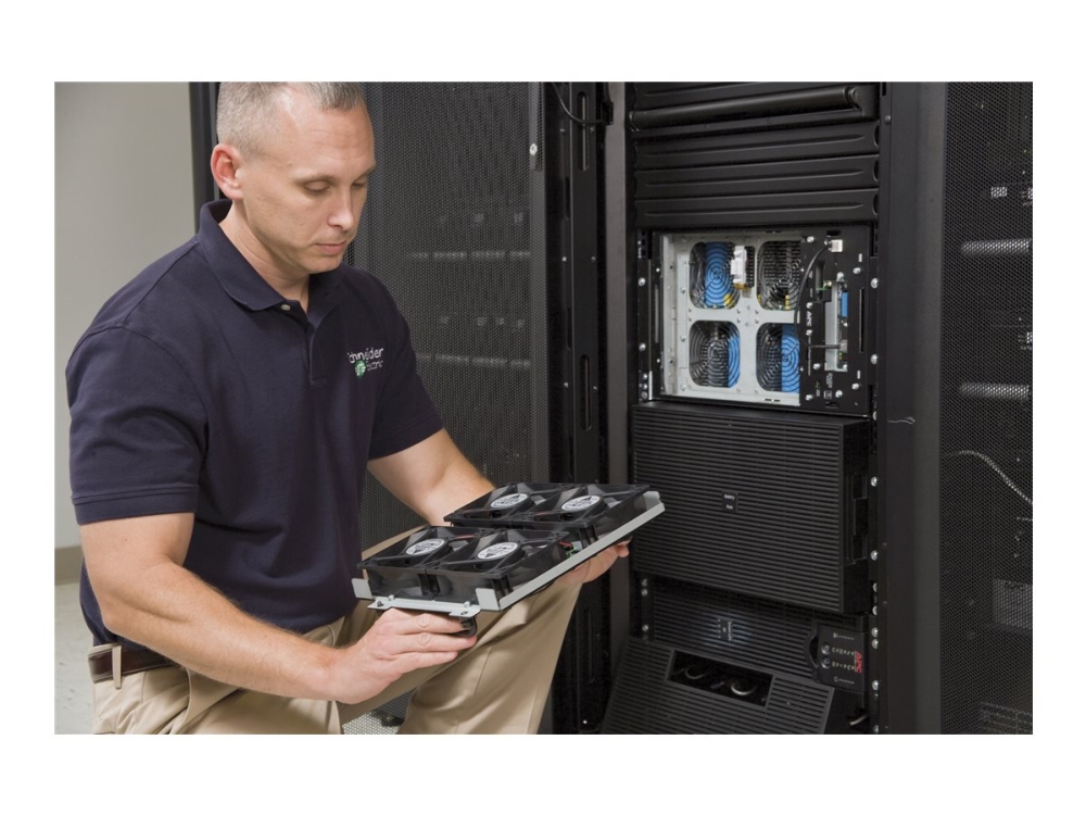 Schneider Electric Critical Power & Cooling Services 1P Advantage Plan - Teknisk understøtning - reservedele og arbejdskraft (for UPS- og strømenheder) - 1 år - on-site - 9x5 - responstid: NBD - for P/N: SYA8K16RMJ, SYARMXR9B9I, SYAXR9B9I, SYBFXR3RMI, SYBFXR3RMJ, SYBFXR9RMI, SYH6K6T