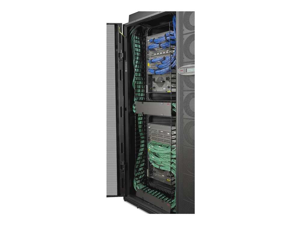 APC - Kabeladministrationspakke for rack - sort - 20U - TAA-kompatibel (pakke med 4) - for P/N: NBPD0160A, NBWL0355A, SMX2KR2UX145, SMX3KR2UNCX145, SRT1000RMXLI, SRT1000RMXLI-NC