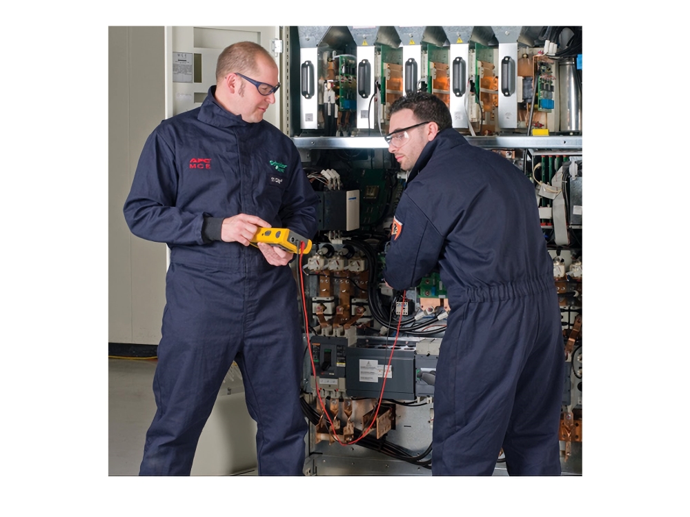 APC On-Site Warranty Extension - Utökat serviceavtal - material och tillverkning (för UPS 50 kVA 400 eller 480 V) - 1 år - på platsen - öppettider - svarstid: NBD - för Galaxy VS GVSUPS30, GVSUPS40, GVSUPS50 | Datortillbehör - Service - förpackningar | GameStuff