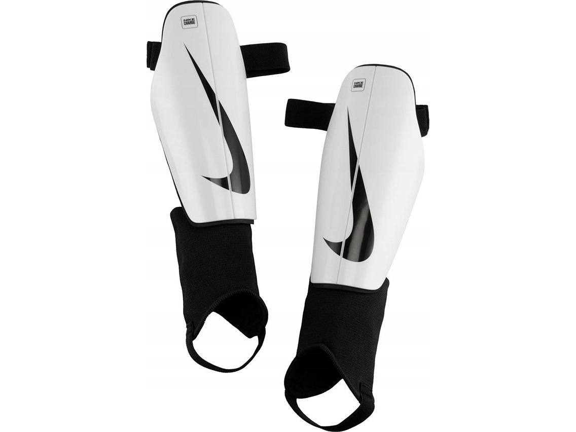 Nike Charge skenbensskydd DX4608-100 | Sport & Träning - Sportskläder - Fitnesskläder | GameStuff