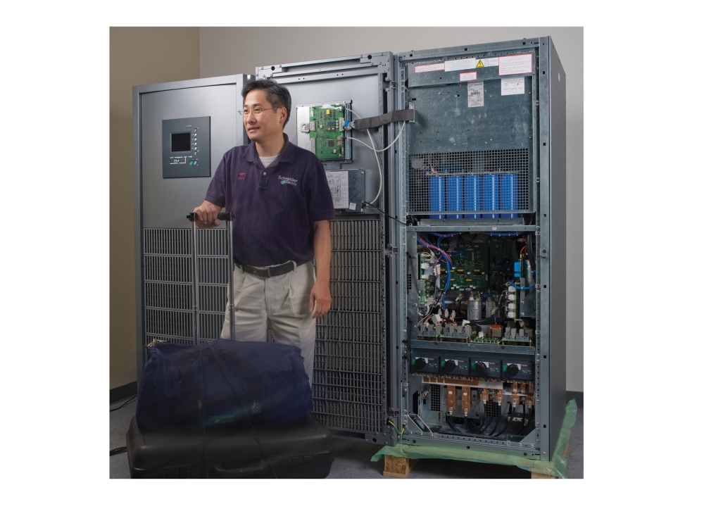 APC Start-UP Service - Installation/konfiguration (for UPS- og strømenheder) - on-site - forretningstimer - for Galaxy 7000