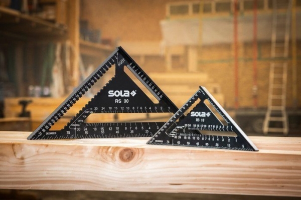 Sparrenwinkel Sola Rs30 / 305 X 430 X 28 Mm / Alu Schwarz Eloxiert