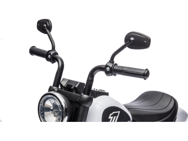 TRITON elbil för barn upp till 4 år Chopper FASTER vit | Utomhusleksaker - El & Bensinfordon - Dirtbikes/Pocketbike | GameStuff