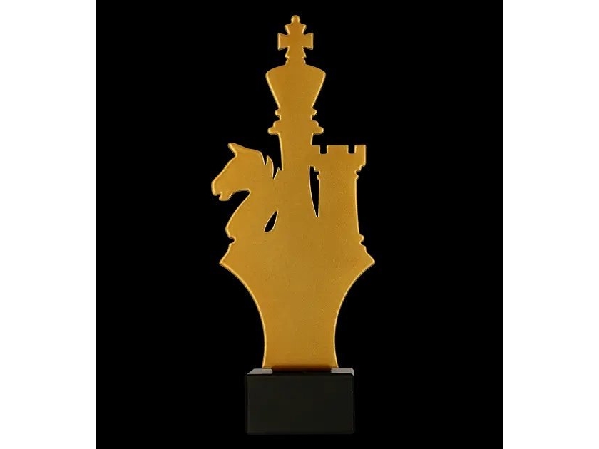 Victoria Sport Metalltrofé med marmorbas - Schack | Sport & Träning - Sportutrustning - Troféer | GameStuff