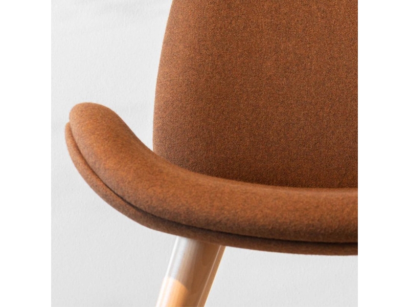 Sofa Tilkka 4L, Era Cse11 Mit Weißen Beinen