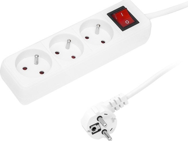 Blow 98-731# Forlængerkabel Pr-370Wsp 3-Socket Grounded+Switch 1,5M Hvid 3X1,5Mm