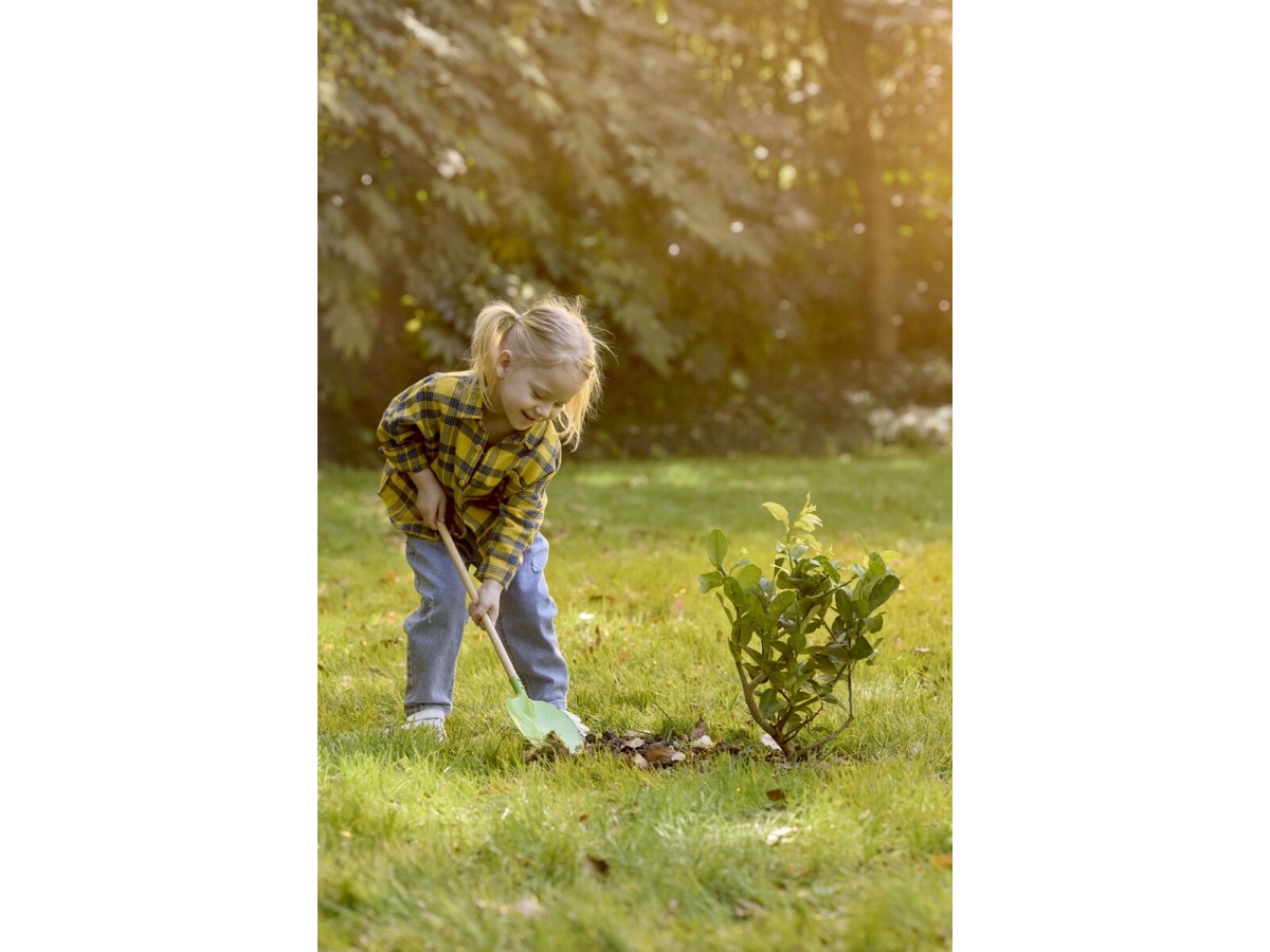 Hape Pointed Garden Shovel