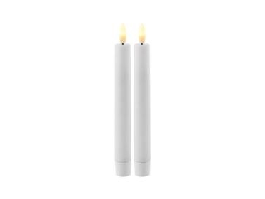Sirius Sille DinnerCandle 2 st. set, Ø2x20cm, vit | Julen - Konstgjord belysning - Ljuskronor och blockljus | GameStuff